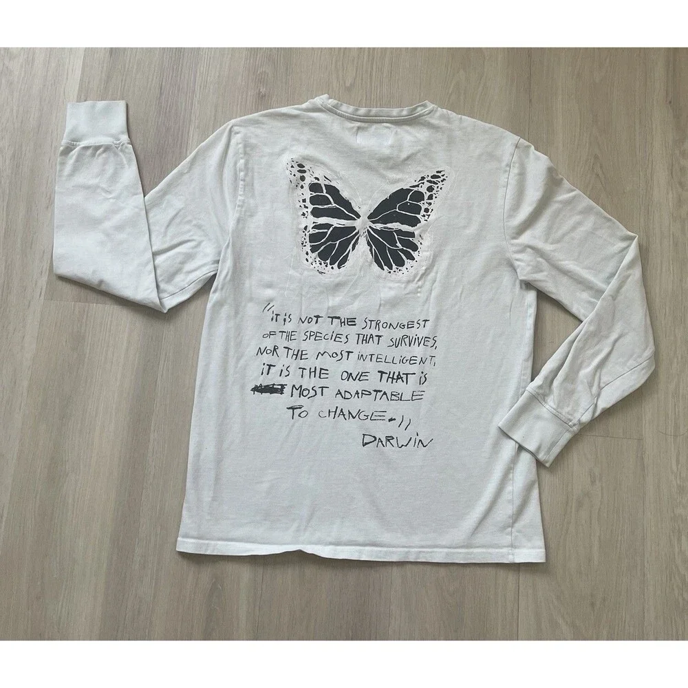 CHNGE Men's M Faint Green Organic Cotton Pocket Tee Butterfly Graphic Streetwear